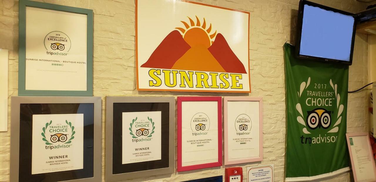 Sunrise International - Boutique Hostel Kowloon  Exterior photo